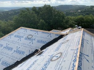How to Minimize the Lifetime Costs of Your Residential Roof, austin roofing company 