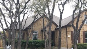 What Central Texas Homeowners Expect In the Roofing Process